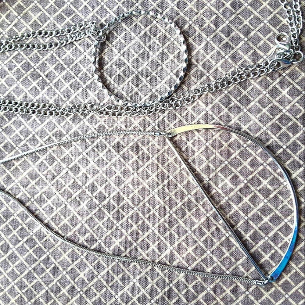 necklaces w/ half circle & full circle, silver tone..